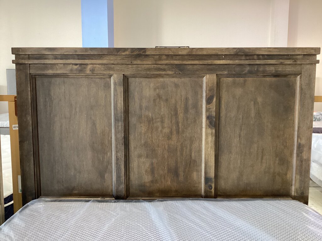 85236 - Full Size Bed Frame 57x81x53