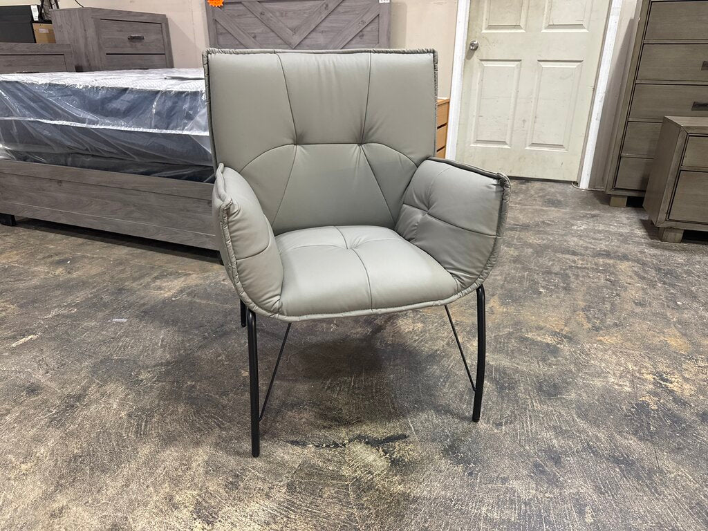 85174 - Gray PU Biscuit Back Chair 27x22x36