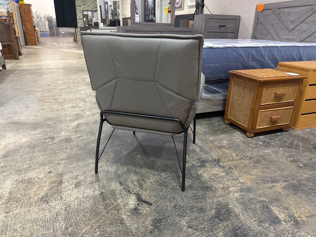 85174 - Gray PU Biscuit Back Chair 27x22x36