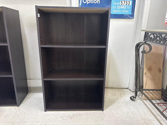 85239 - Brown Bookshelf 25x12x41