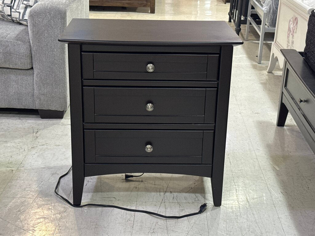 85237 - Aspen 3 Drawer Nightstand 28x19x30