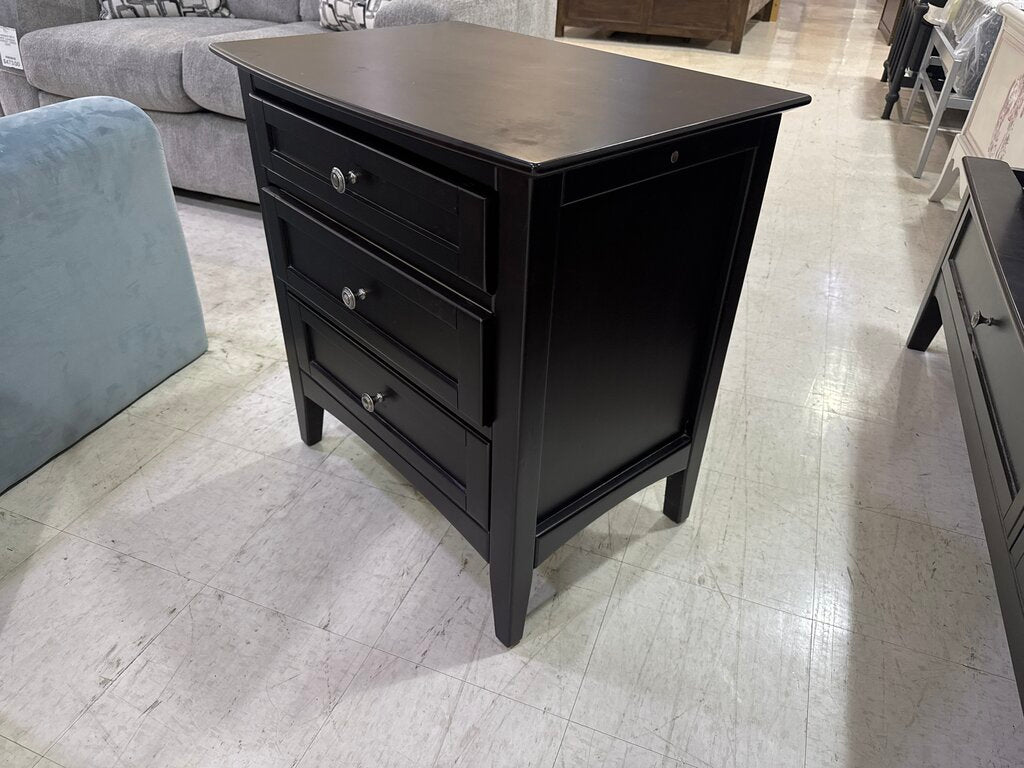 85237 - Aspen 3 Drawer Nightstand 28x19x30