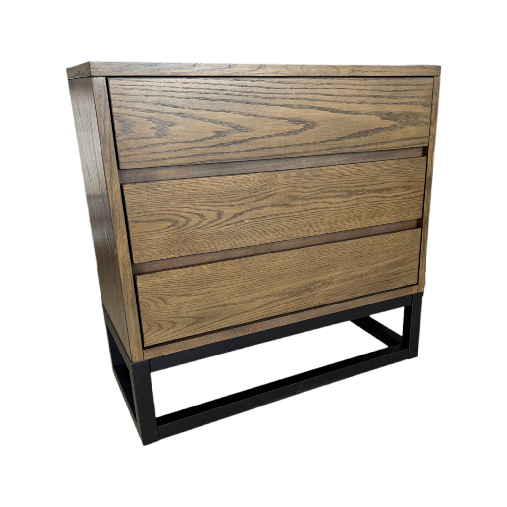 85156 - Scott Living Dillion Accent Chest 32x15x32