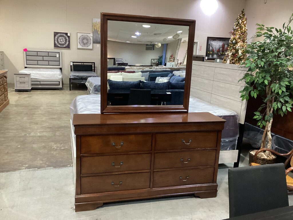 85255 - Ashley Alisdair Dresser w/Mirror 58x16x33-72