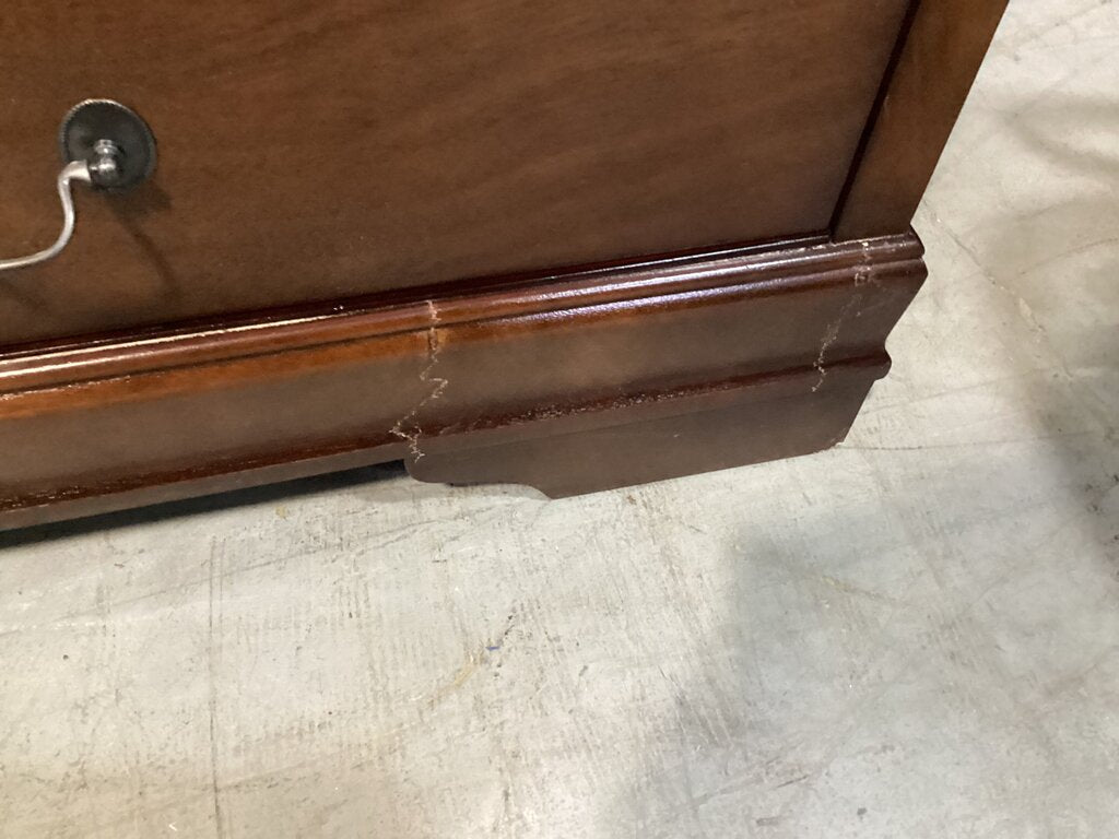 85255 - Ashley Alisdair Dresser w/Mirror 58x16x33-72