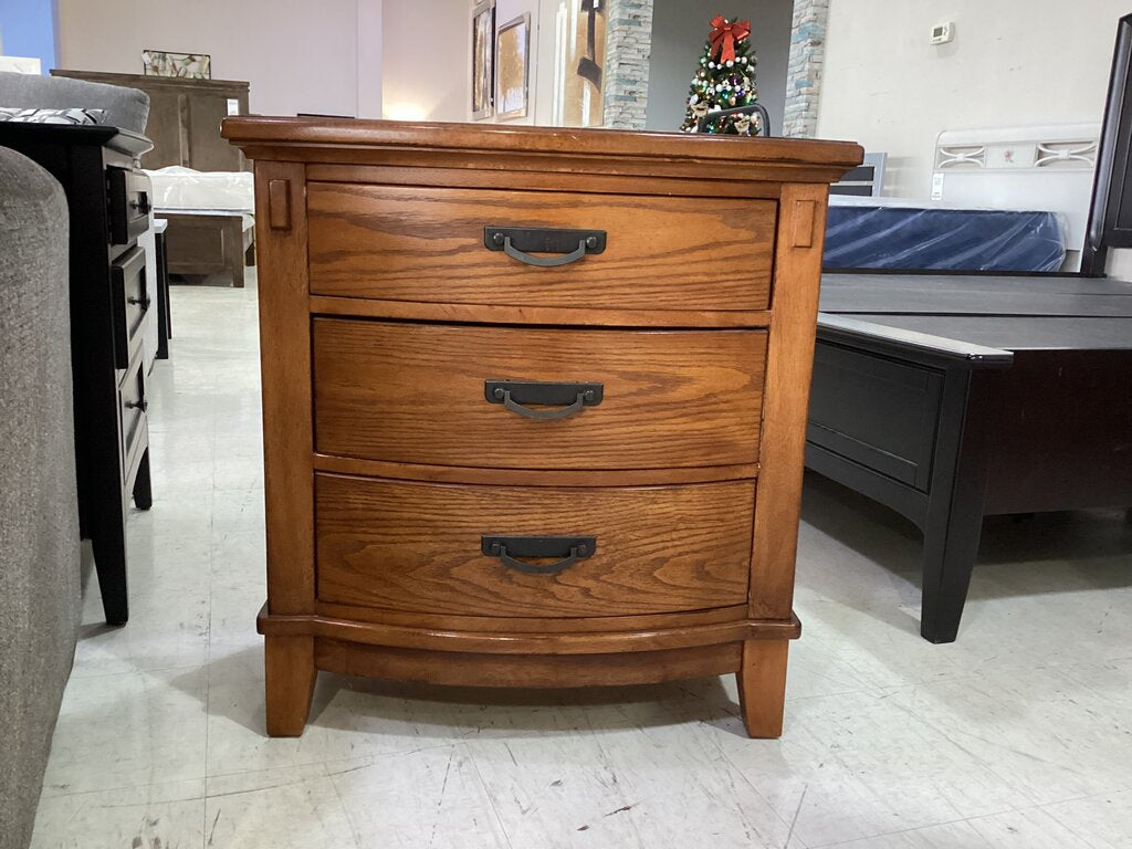 85259 - Three Drawer Nightstand 28x19x29