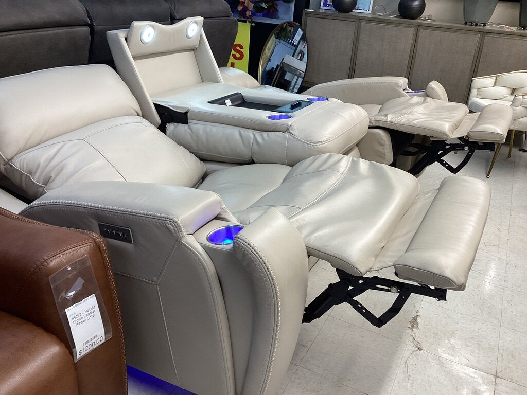 85251 - Stevenson Gravity Power Leather Sofa 82x36x42