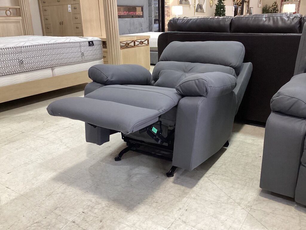 Porschia Gray NEW Rocker Recliner 39x40x41