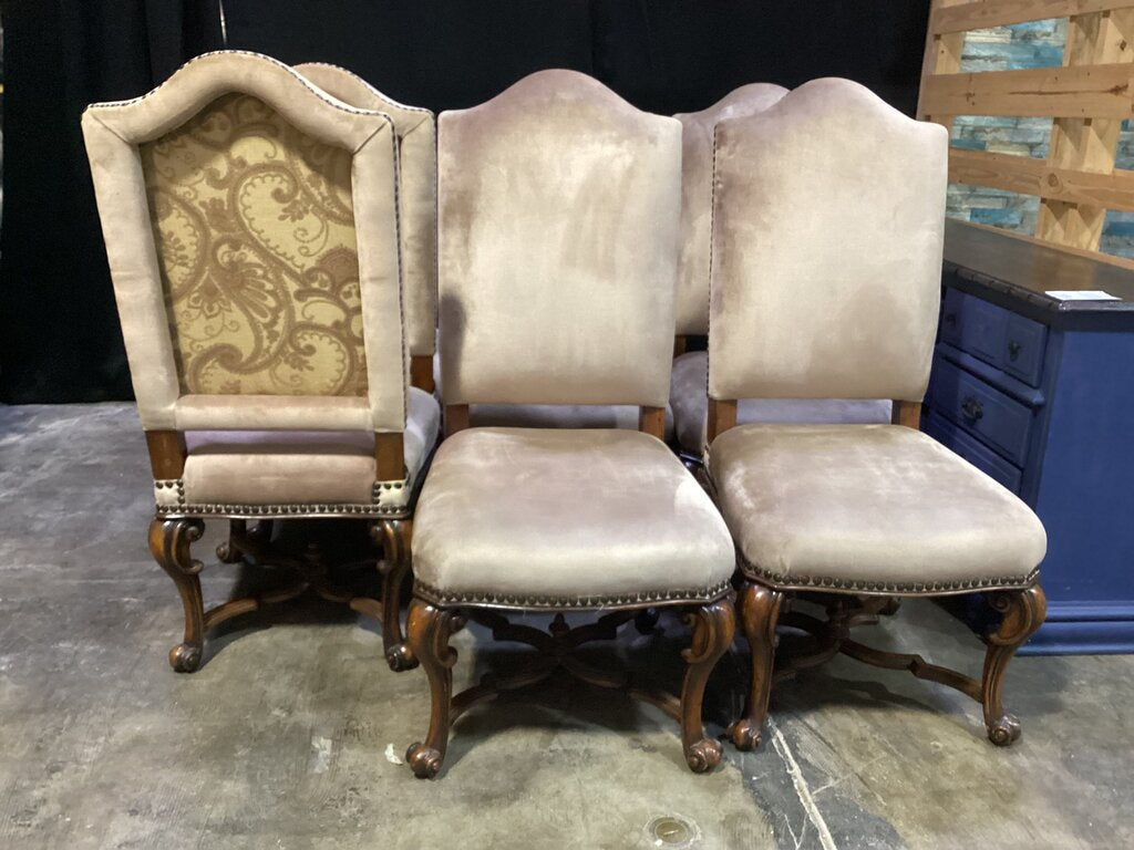 85149 - Hooker Set of 6 Upholstered Camel Back Side Chairs 24x24x48