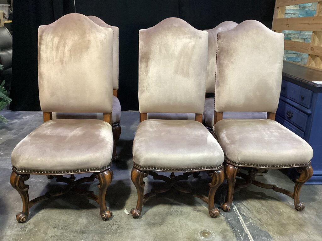 85149 - Hooker Set of 6 Upholstered Camel Back Side Chairs 24x24x48