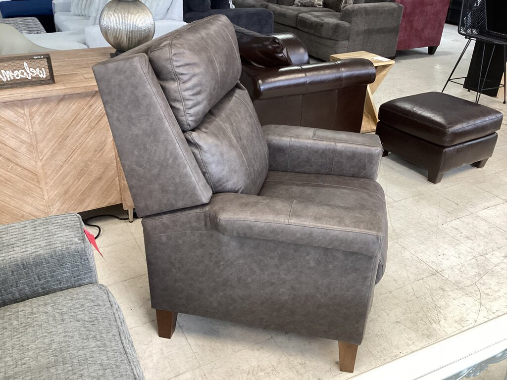 85268 Best Home Prima Leather Push Back Recliner 32x32x43