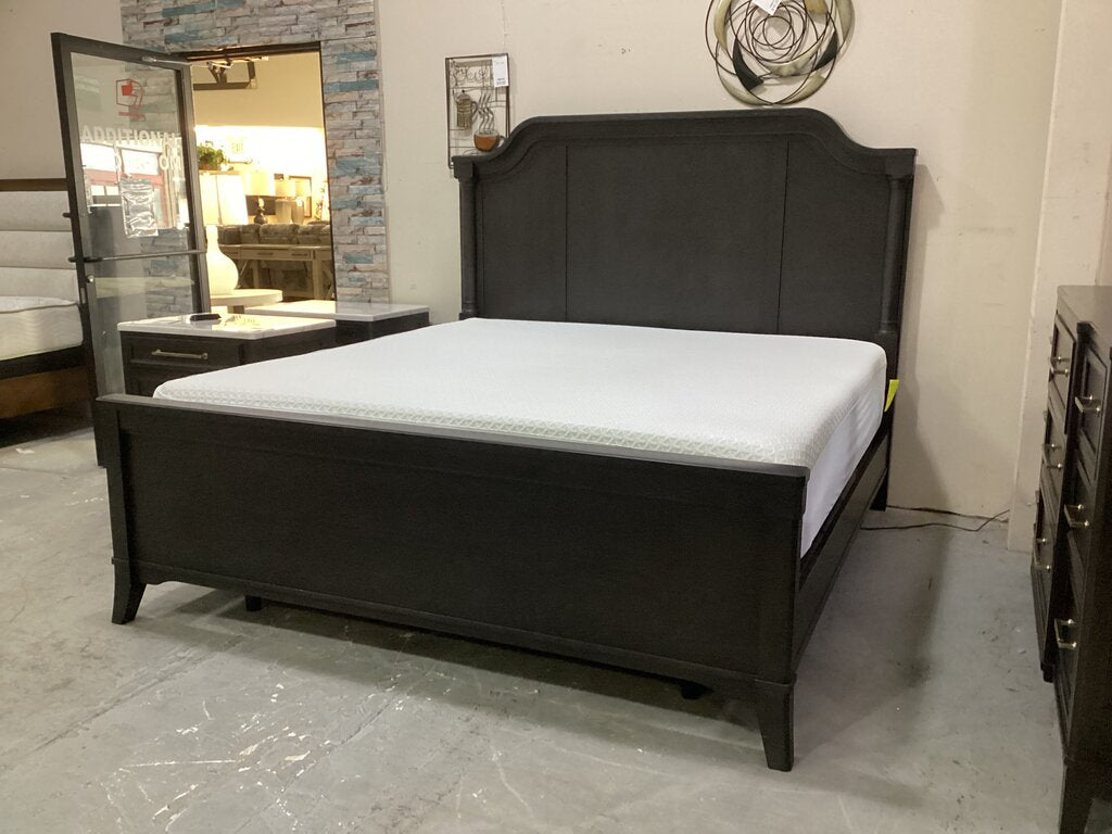 85288 - Ashley Welltern King Bed Frame w/Ease Adjustable Base 80x88x64