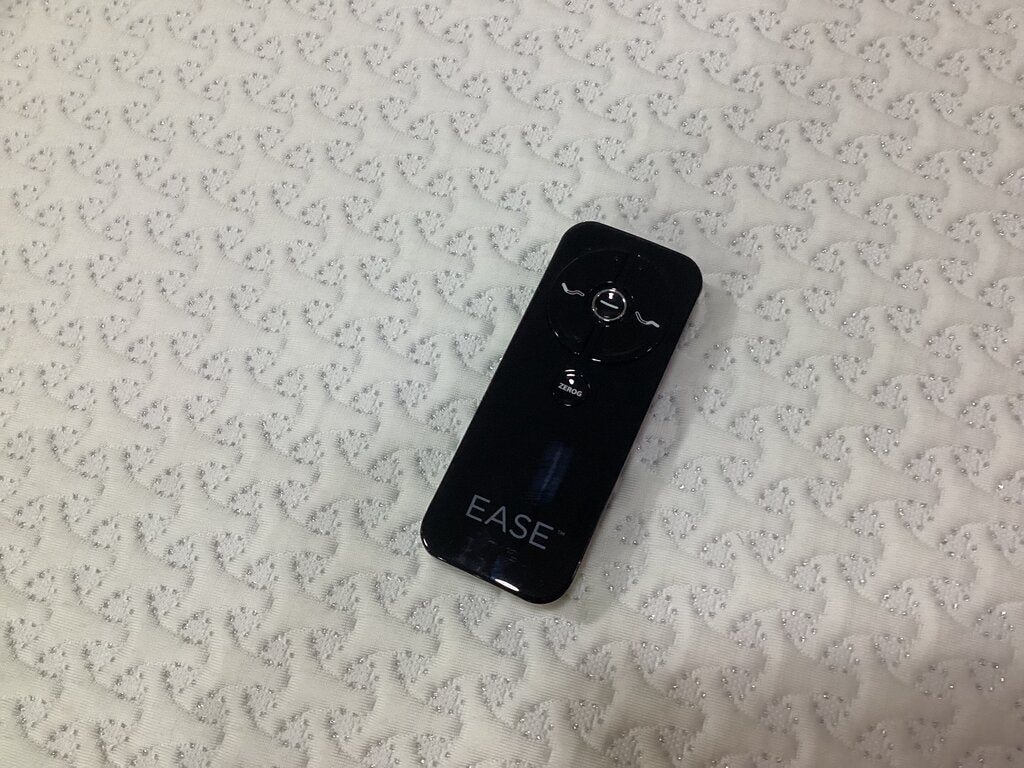 85288 - Ashley Welltern King Bed Frame w/Ease Adjustable Base 80x88x64