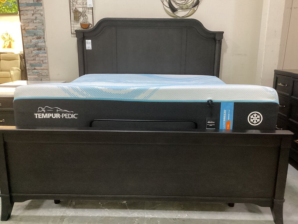 85300 - Tempur-Pedic Luxe Breeze Cooling Firm 13in King Mattress