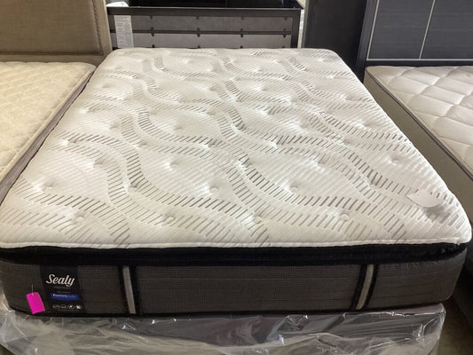 80779 - Sealy Performance Queen Mattress