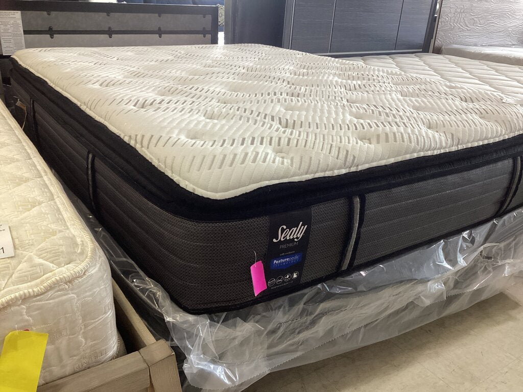 80779 - Sealy Performance Queen Mattress