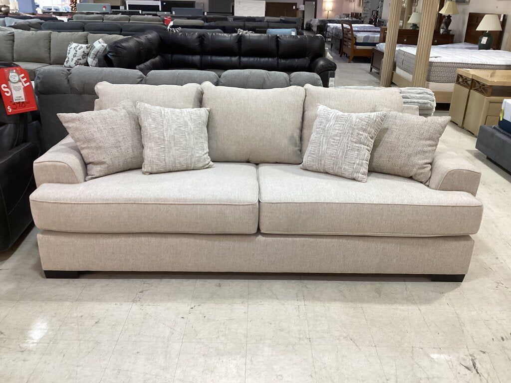 85309 Michael Nicholas Renegade Sofa 101x40x44