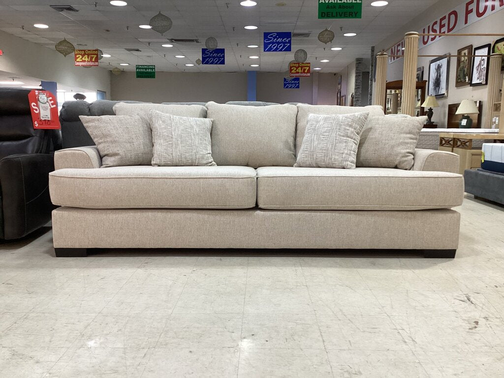 85309 Michael Nicholas Renegade Sofa 101x40x44