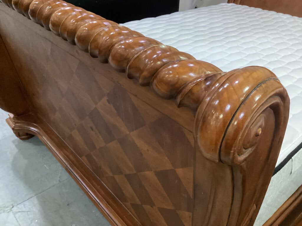 85310 Broyhill Argyle Queen Bedframe 63x97x53