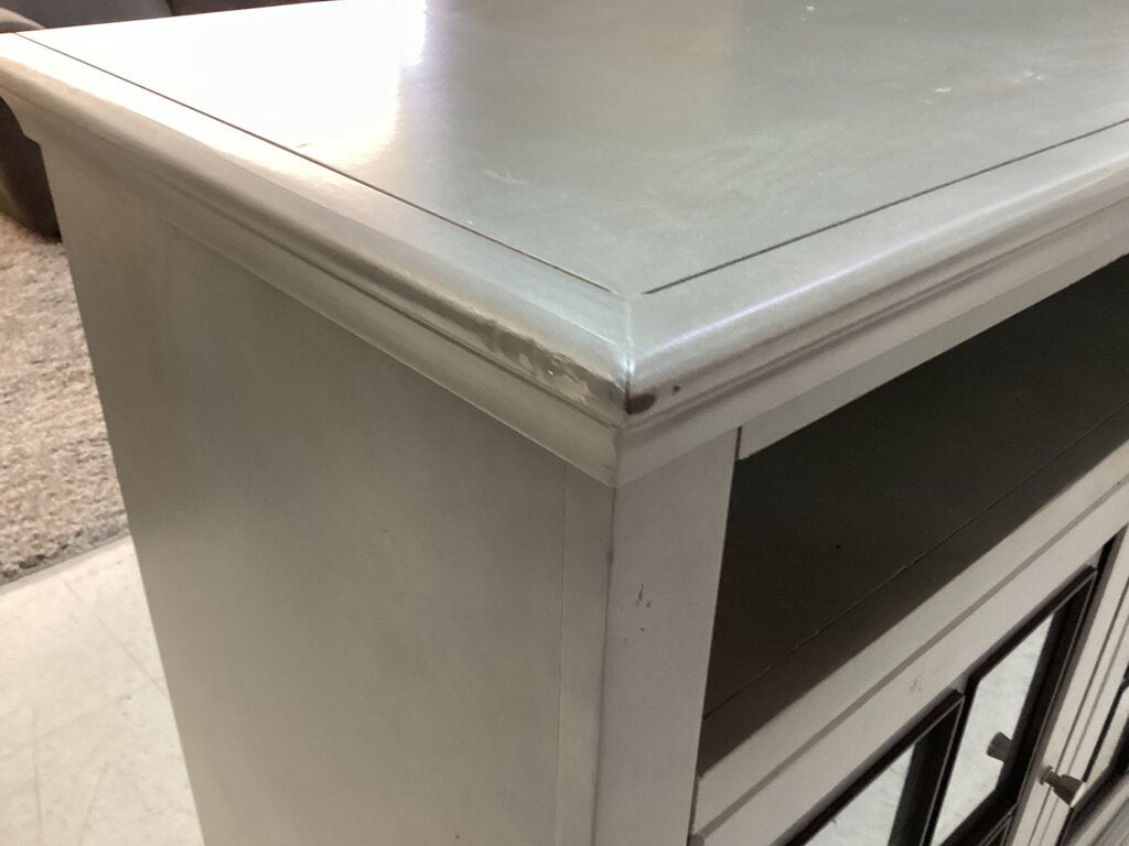 85362 - Aspen Home Churchill Media Console 66x17x40