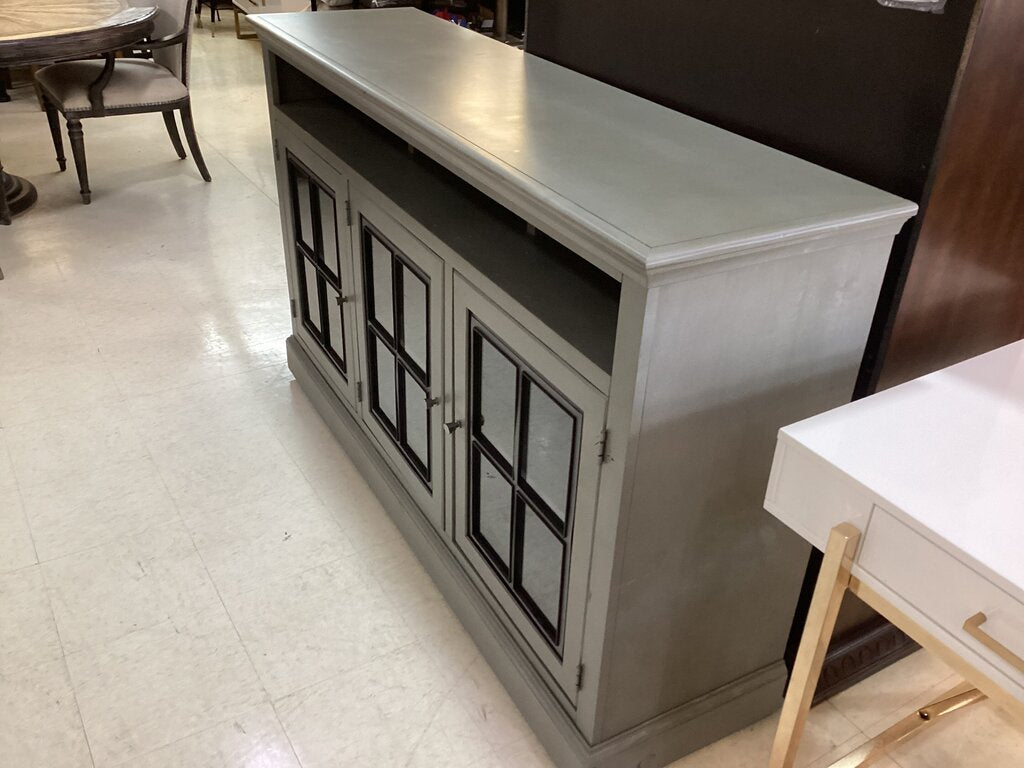 85362 - Aspen Home Churchill Media Console 66x17x40