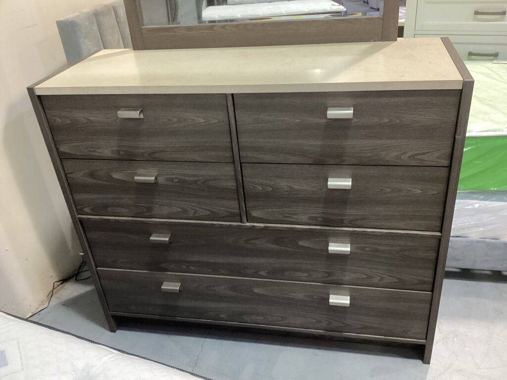 85330 - Evolution Dresser w/Mirror 51x18x42-76