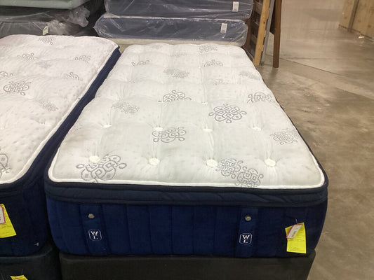 85385 - William & Lawrence Blenheim Medium Twin XL Mattress