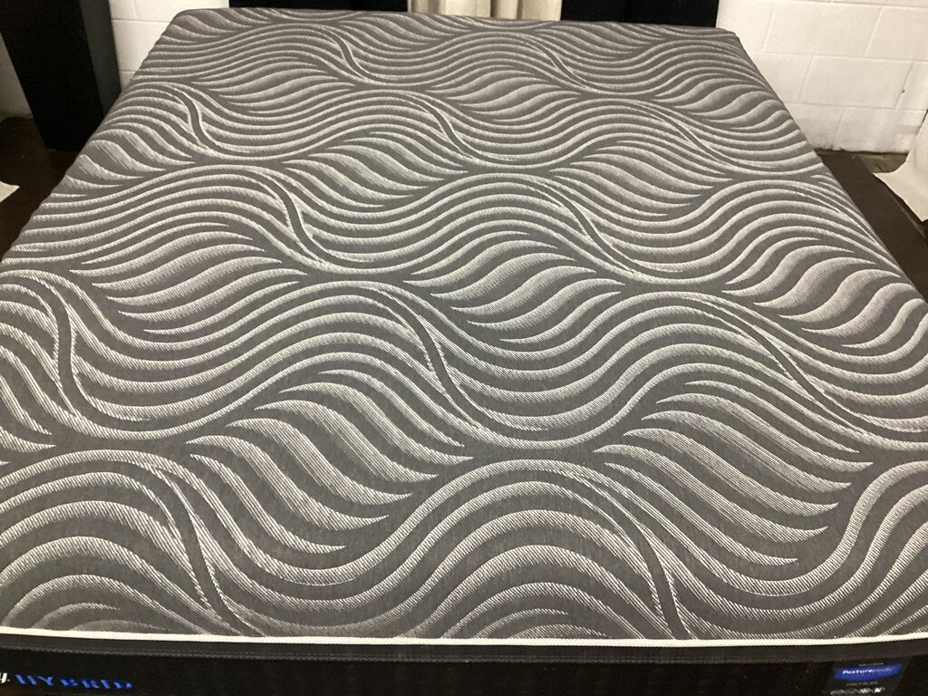 85401 - Sealy Hybrid Silver Chill California King Firm Mattress