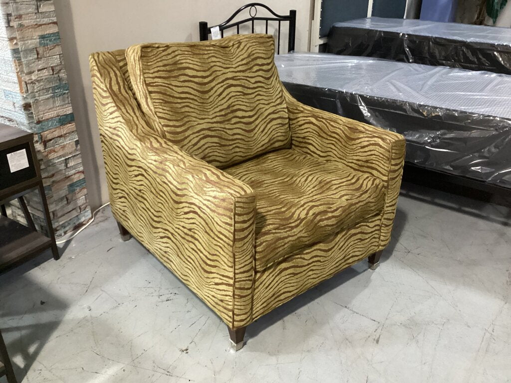 85408 - Miles Talbolt Tiger Striped Katie Chair - 32x37x34