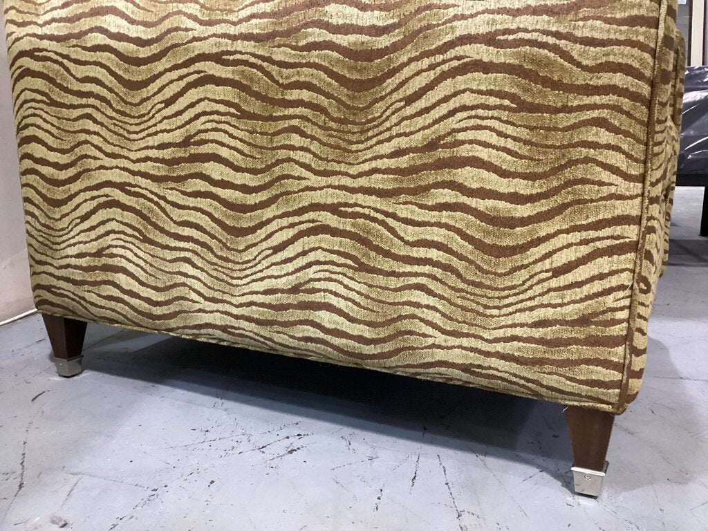 85408 - Miles Talbolt Tiger Striped Katie Chair - 32x37x34