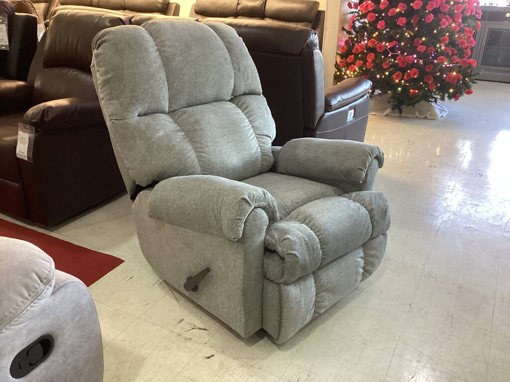 Venus Gray NEW Recliner 36x42x41 (100-37)
