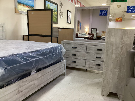 Millie White NEW King 4pc Bed Room Group (B9220-K)