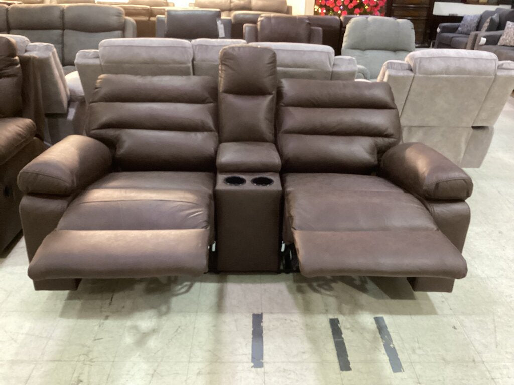 Cimmaron Cafe NEW Motion Loveseat 77x34x42 (1820CIMC)