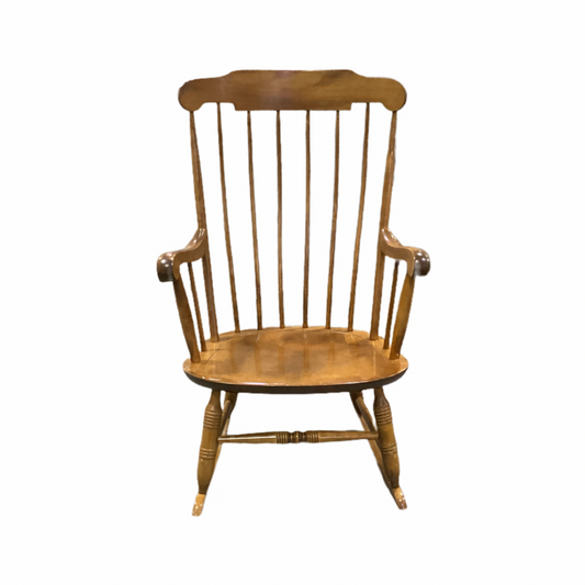 85520 - Nichols and Stone Wood Rocking Chair 24x29x40