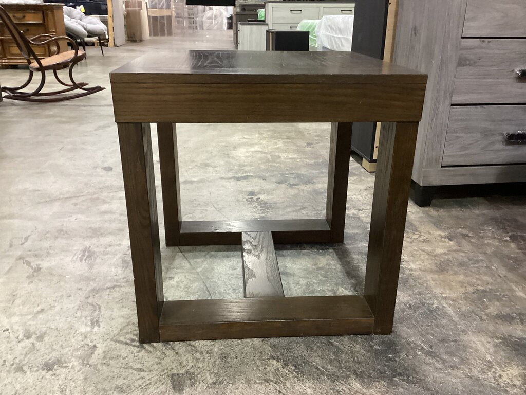 85517 - Ashley Watson Square End Table 24x24x24