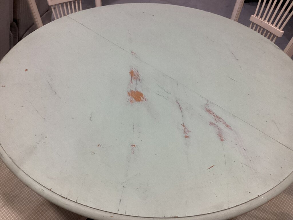 85522 - Round 5pc Dining Set 46x30