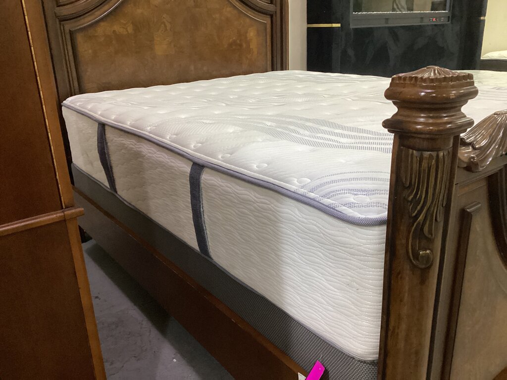 85435 - Serta Perfect Sleeper Elite Queen Mattress