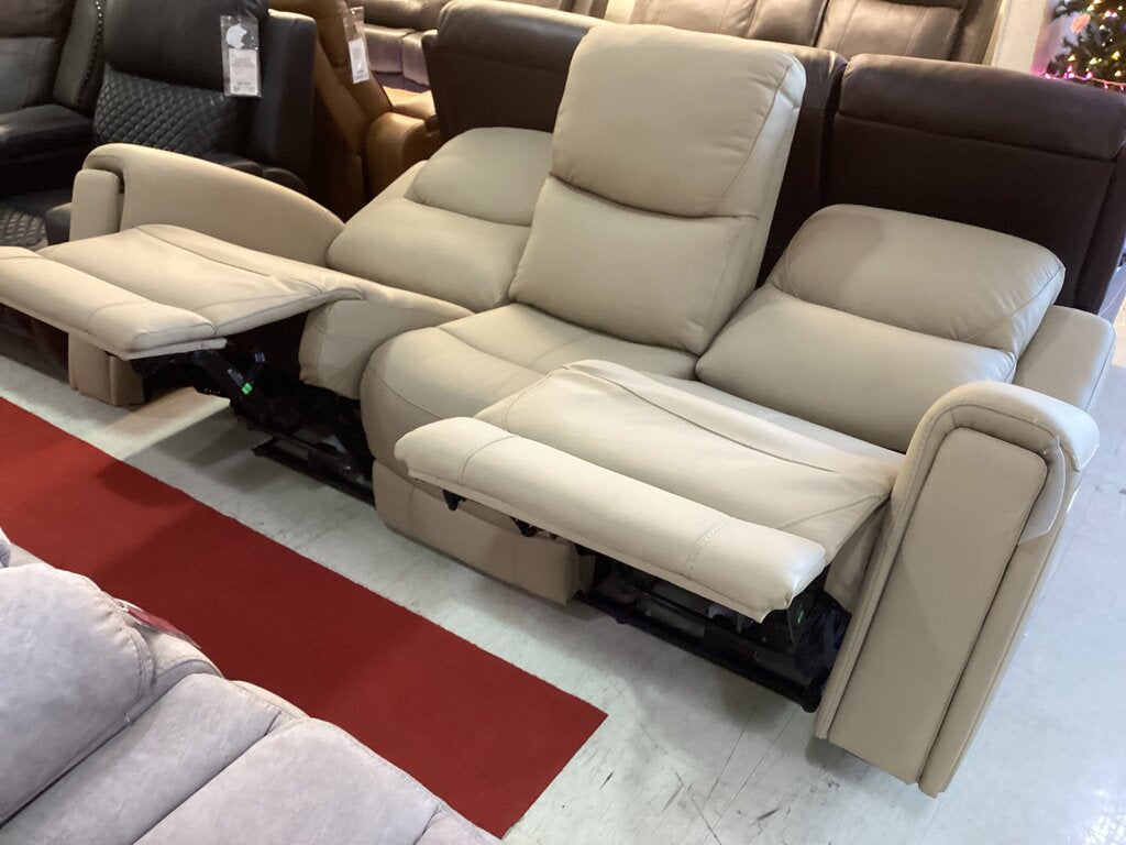 85538 - Boulevard Blanca Zero Gravity Power Sofa 86x41x43