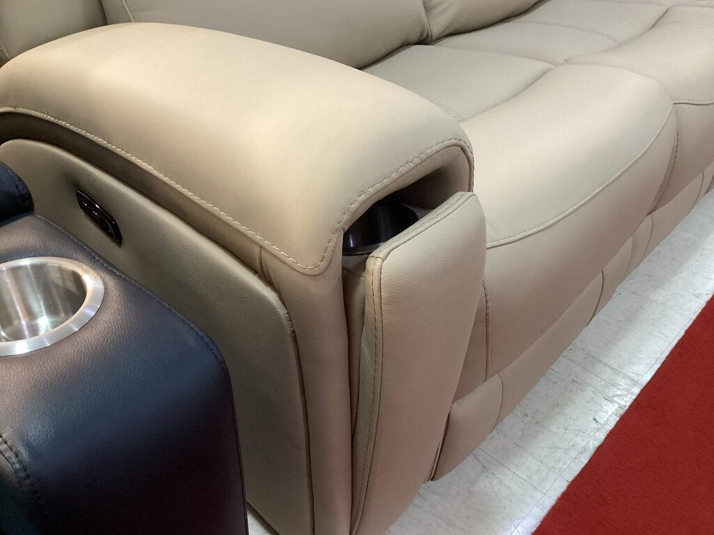 85538 - Boulevard Blanca Zero Gravity Power Sofa 86x41x43