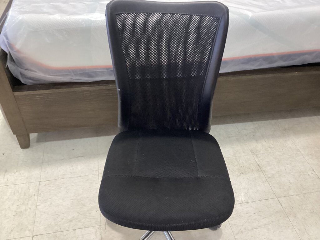 85551 Black Rolling Task Chair 17x16x38