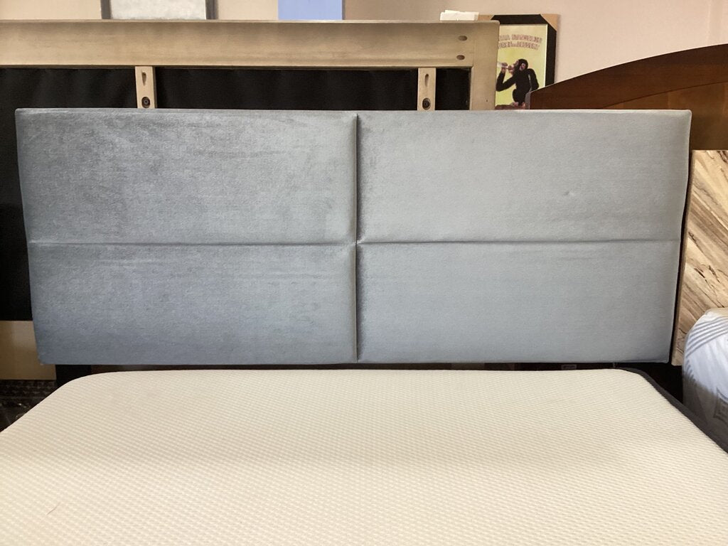 Silver Upholstered Full Platform Bedframe 57x80x47 (CFS9426-F)
