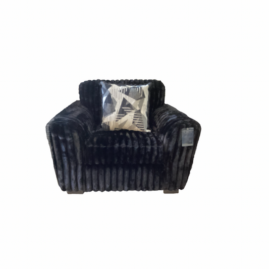 Lush Black NEW Chair 46x38x36 (7601)