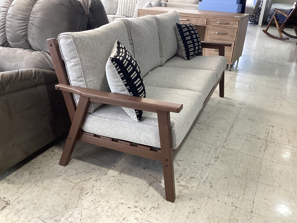 85611 - Ashley Emmeline Outdoor Sofa 78x31x35