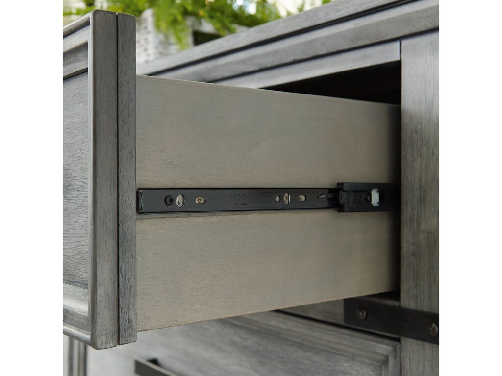 85626 - Ashley Russelyn Pair of Nightstands 26x18x29