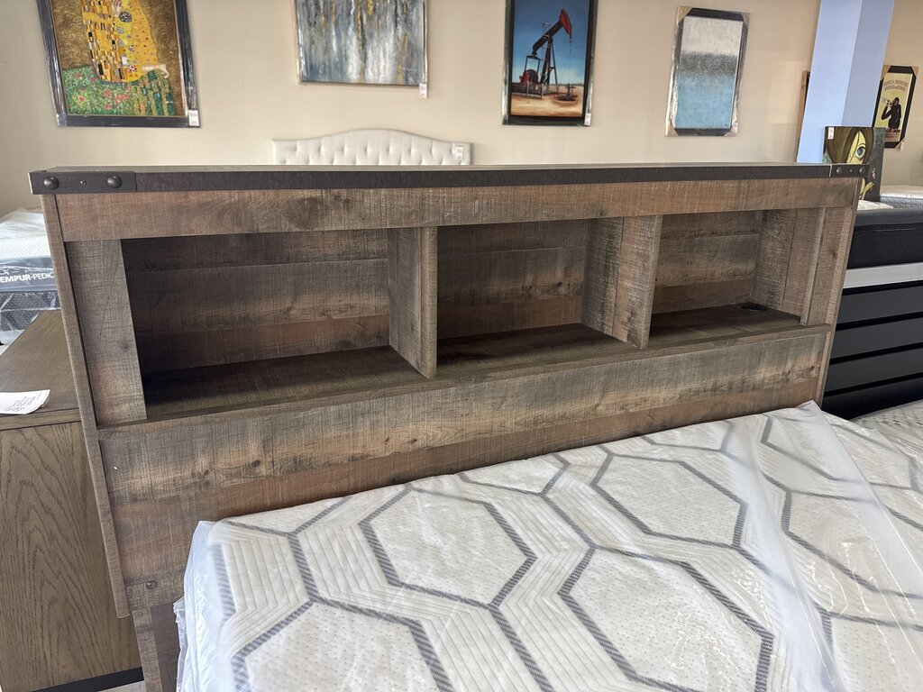 85621 - AshleyTrinell Bookcase Full Size Headboard 60x10x49