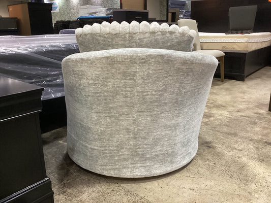 85643 - Gray Swivel Chair 40x40x30