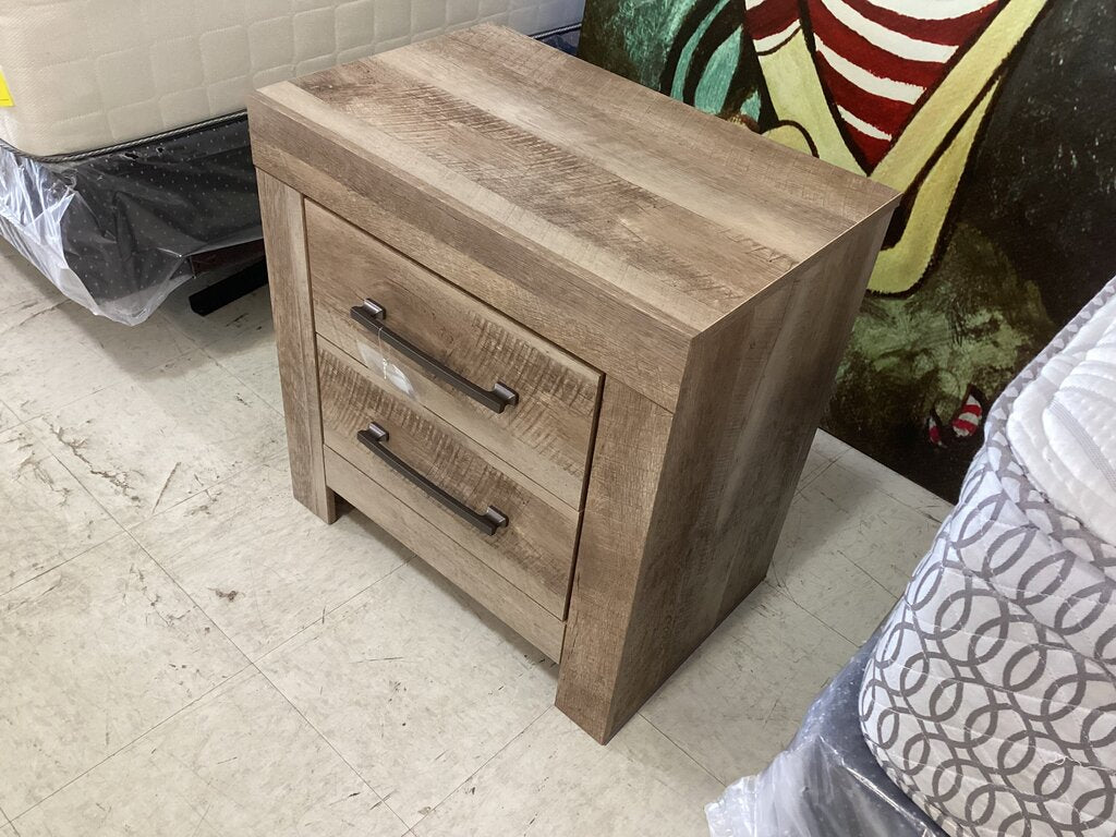 85604 - Ashley Gachester Nightstand 24x25x16