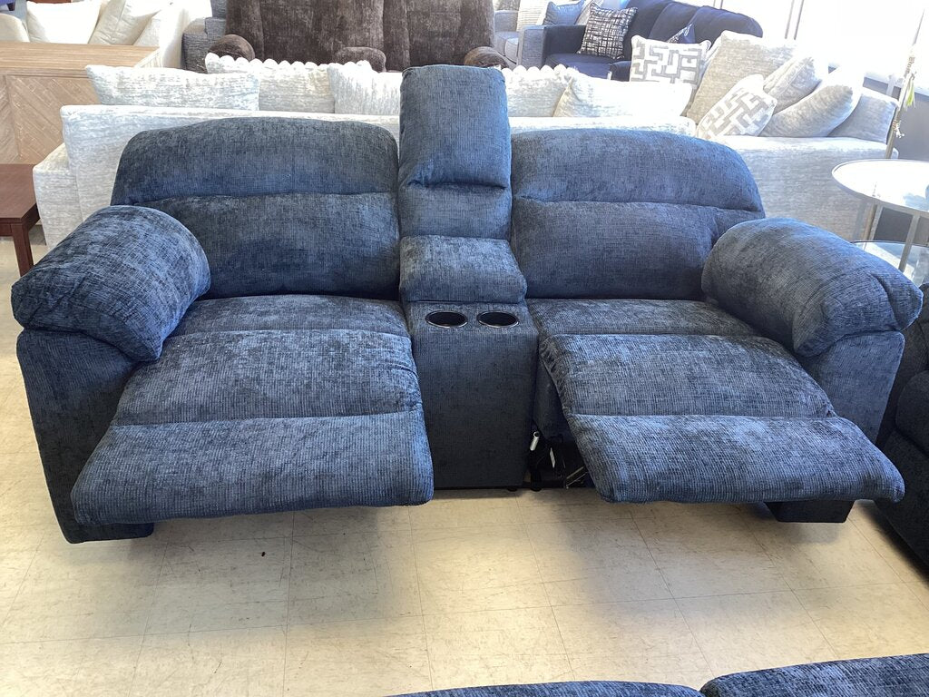 Wow Navy NEW Reclining Loveseat w/Console 78x34x41 (1420)