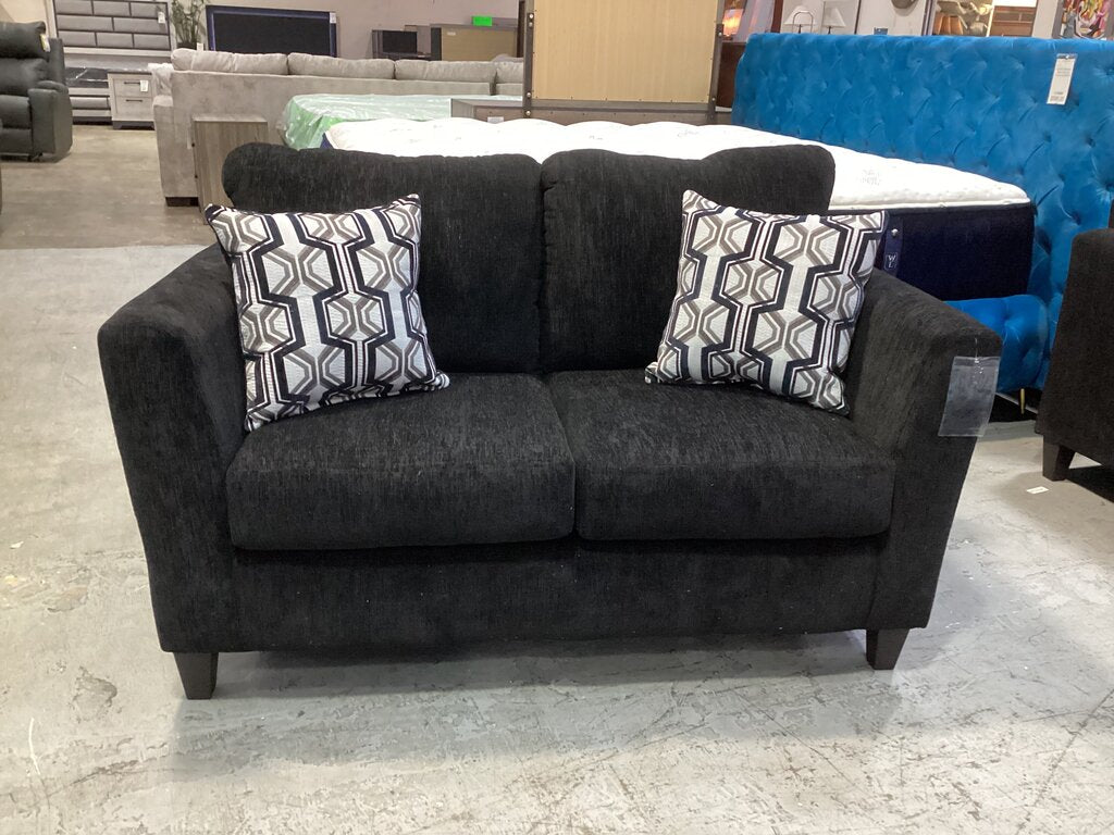 Richmond Onyx NEW Loveseat 56x35x36 (3002)