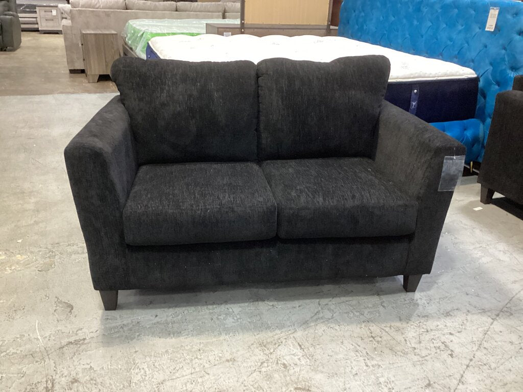 Richmond Onyx NEW Loveseat 56x35x36 (3002)